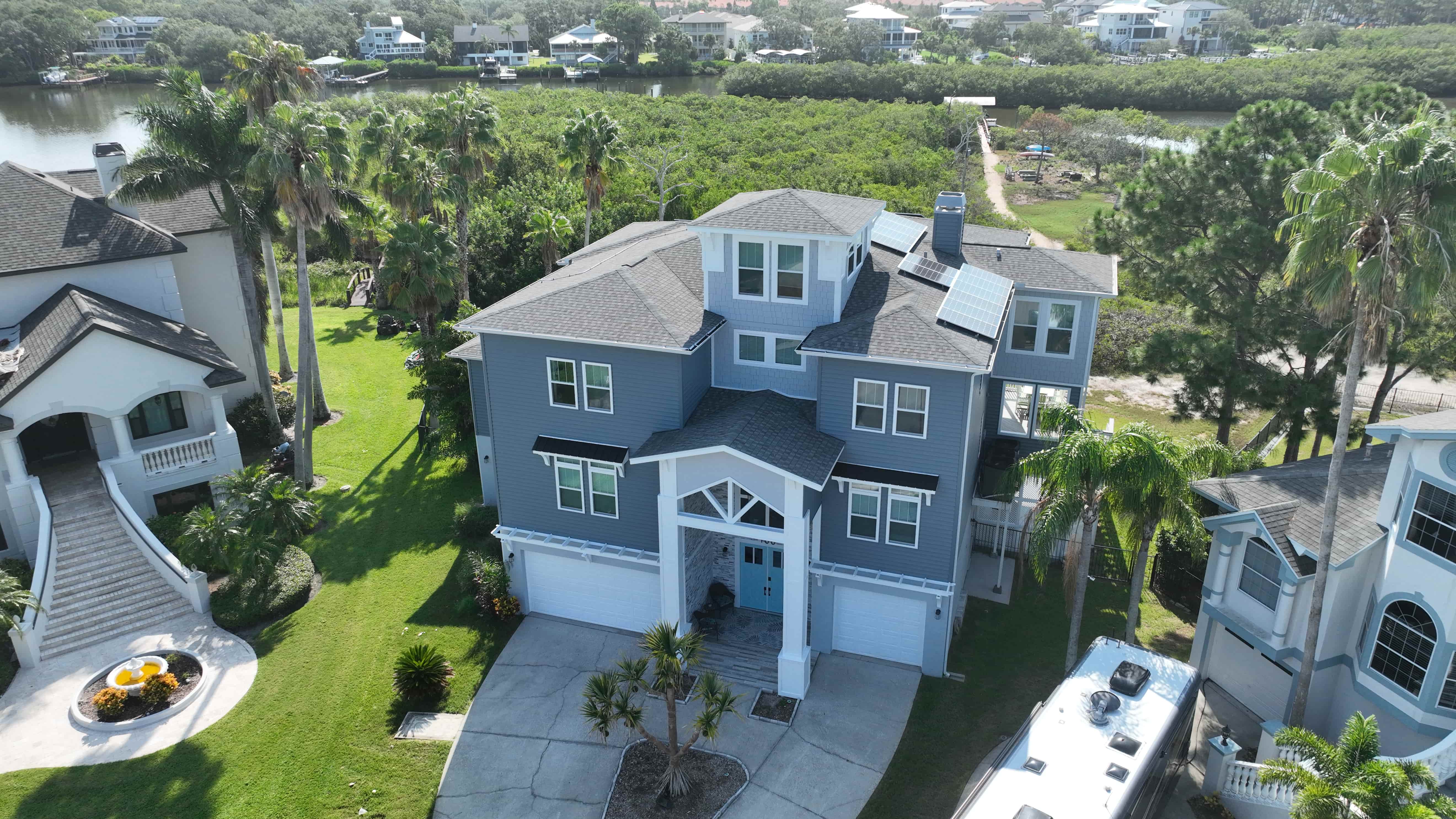 A Florida home that received new siding and windows by Ridge Top Exteriors. 